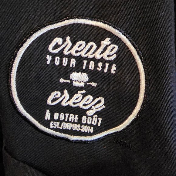 McDonald's Create Your Taste uniform - Picture 4 of 5